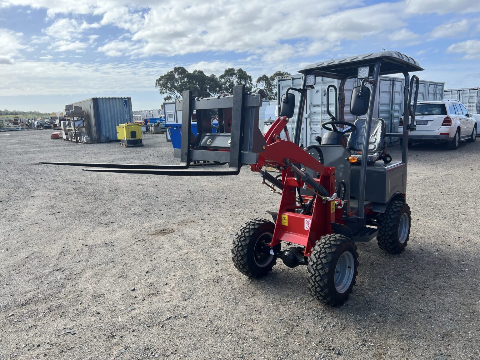 400KG Electric Mini Loader w/Quick Hitch Perth Equipment Sales